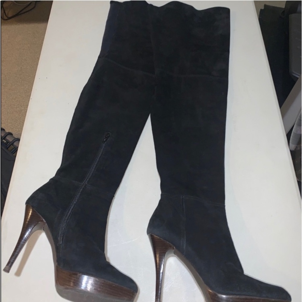 Stuart Weitzman Thi High Suede Boots
